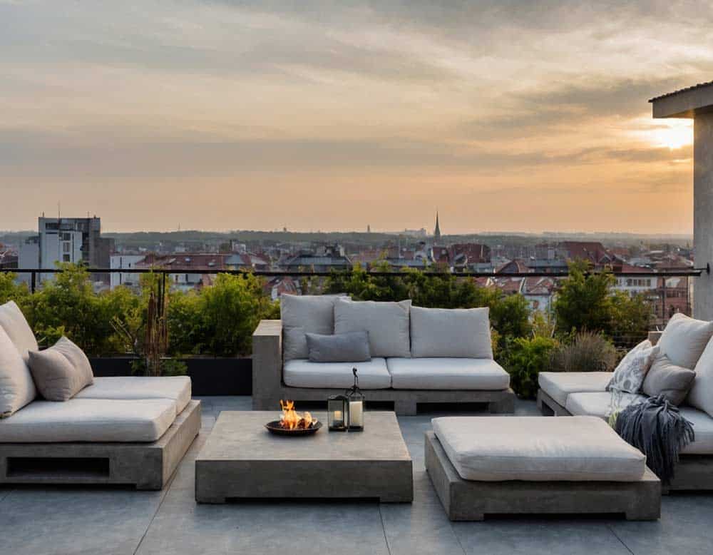 Dachterrasse mit Betonmöbel Dachterrasse mit Betonmöbel